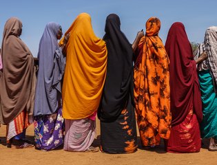 Displaced Somali women