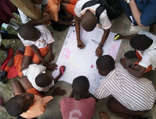 Haiti villagers participating in participatory assessment of earthquake recovery by DEP students, credit Marta Echegaray